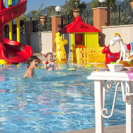 Asmira Royal Hotel Gümüldür