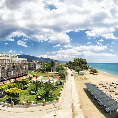 Asmira Royal Hotel *
